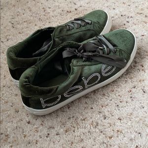 Bebe Sneakers